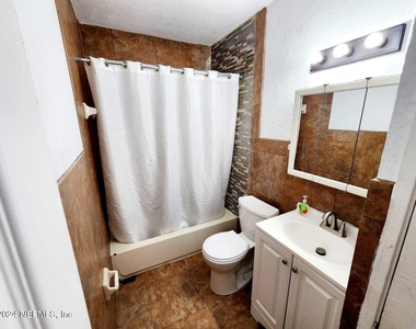 1823 E 25th Street - Photo Thumbnail 19