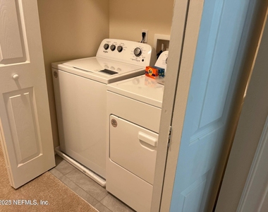 106 Whispering Brook Drive - Photo Thumbnail 14