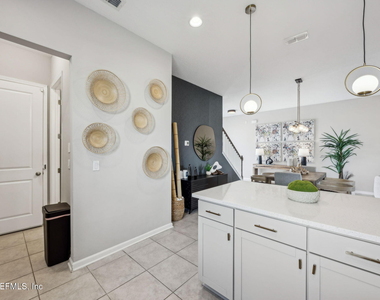 290 Rum Runner Way - Photo Thumbnail 20
