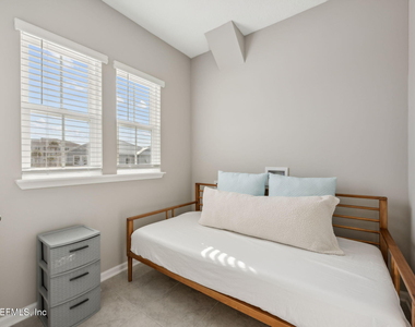 290 Rum Runner Way - Photo Thumbnail 38