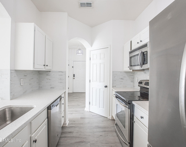 7990 Baymeadows Road - Photo Thumbnail 6