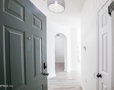 7990 Baymeadows Road - Photo Thumbnail 2