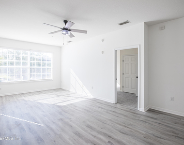 7990 Baymeadows Road - Photo Thumbnail 5