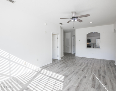 7990 Baymeadows Road - Photo Thumbnail 4