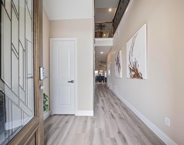 2015 Olivos Street - Photo Thumbnail 4