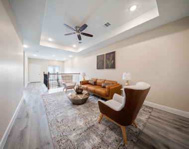 2015 Olivos Street - Photo Thumbnail 16