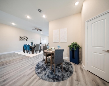 2015 Olivos Street - Photo Thumbnail 12