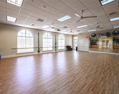 2396 Ravenna Boulevard - Photo Thumbnail 39