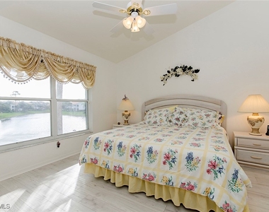 4910 Deerfield Way - Photo Thumbnail 5