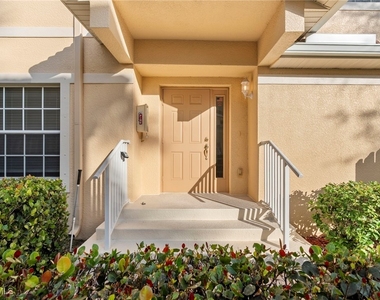 6010 Jonathans Bay Circle - Photo Thumbnail 2