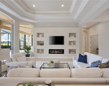 8950 Shenendoah Circle - Photo Thumbnail 6
