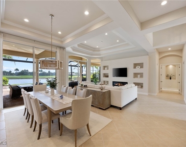 8950 Shenendoah Circle - Photo Thumbnail 8