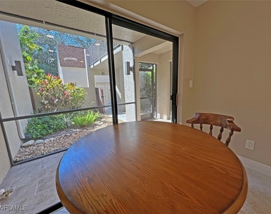15400 Cedarwood Lane - Photo Thumbnail 11