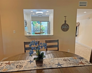 15400 Cedarwood Lane - Photo Thumbnail 6