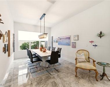 11899 Gardenia Avenue - Photo Thumbnail 8