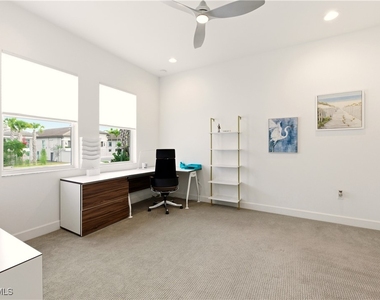11899 Gardenia Avenue - Photo Thumbnail 15