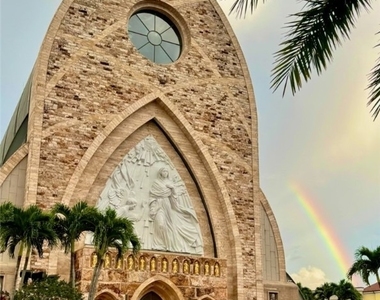 5080 Annunciation Circle - Photo Thumbnail 3