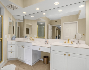 7225 Pelican Bay Boulevard - Photo Thumbnail 16