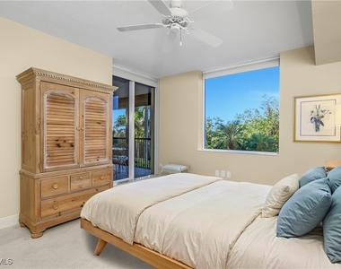 7225 Pelican Bay Boulevard - Photo Thumbnail 20