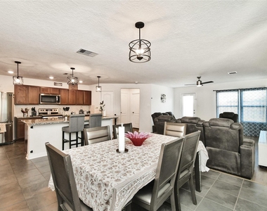 4850 Austin Meadow Lane - Photo Thumbnail 13