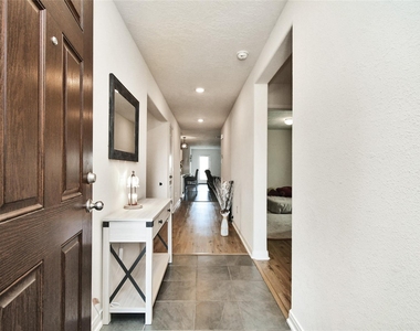 4850 Austin Meadow Lane - Photo Thumbnail 9