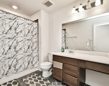 4850 Austin Meadow Lane - Photo Thumbnail 11