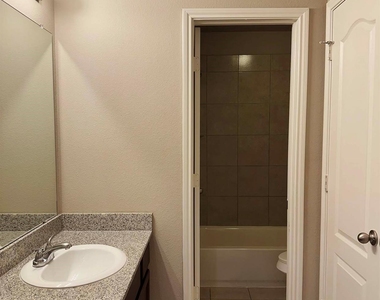 25981 N Kings Mill Lane - Photo Thumbnail 20