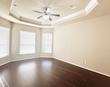 25981 N Kings Mill Lane - Photo Thumbnail 15