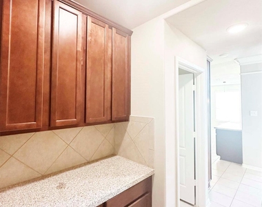 25981 N Kings Mill Lane - Photo Thumbnail 11