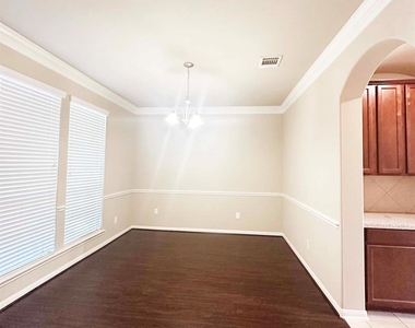 25981 N Kings Mill Lane - Photo Thumbnail 5