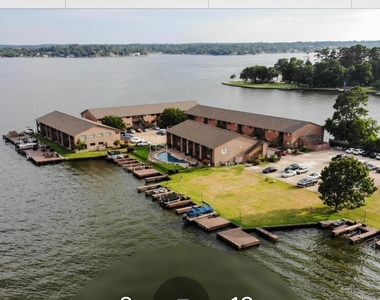 801 River Road - Photo Thumbnail 13