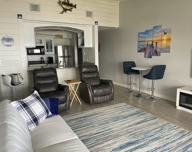 801 River Road - Photo Thumbnail 4