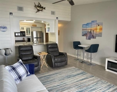 801 River Road - Photo Thumbnail 1