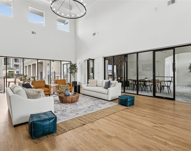 14807 Woodland Hills Drive - Photo Thumbnail 20