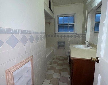 2018 N Avenue H - Photo Thumbnail 11