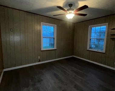 2018 N Avenue H - Photo Thumbnail 13