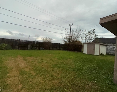 2018 N Avenue H - Photo Thumbnail 20