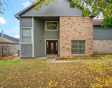 4426 Trace Mill Court - Photo Thumbnail 2
