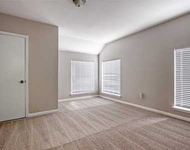 4426 Trace Mill Court - Photo Thumbnail 14