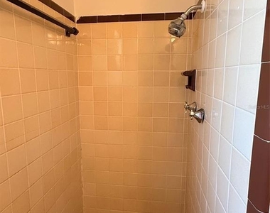 2404 10th Street W - Photo Thumbnail 7