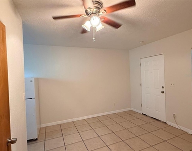 2404 10th Street W - Photo Thumbnail 1