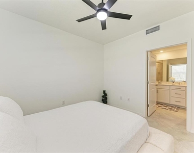 12280 Wellen Golf Street - Photo Thumbnail 37