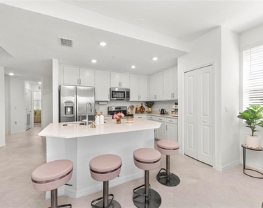 12280 Wellen Golf Street - Photo Thumbnail 4