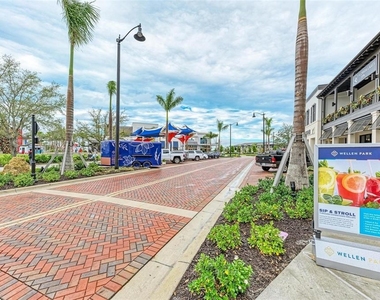 12280 Wellen Golf Street - Photo Thumbnail 52