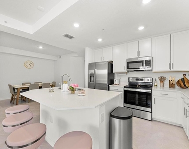 12280 Wellen Golf Street - Photo Thumbnail 8