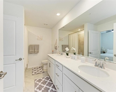 12280 Wellen Golf Street - Photo Thumbnail 19