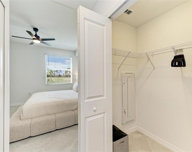 12280 Wellen Golf Street - Photo Thumbnail 15