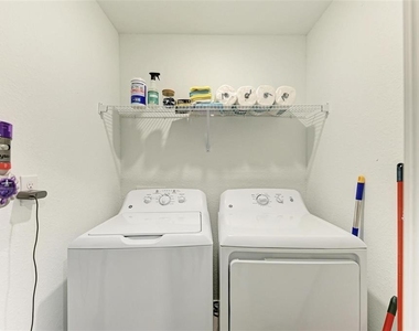 12280 Wellen Golf Street - Photo Thumbnail 22