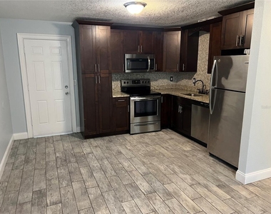 920 Maydell Drive - Photo Thumbnail 1