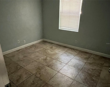 920 Maydell Drive - Photo Thumbnail 3